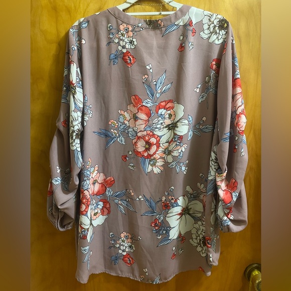 Floral V-Neck Blouse -Dusty Mauve - Picture 3 of 8